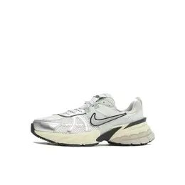 NIKE: Белые кеды 