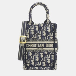 Dior: Голубая сумка-шоппер 