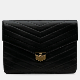 Chanel: Чёрный клатч 