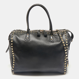 Valentino: Чёрная сумка  Rockstud