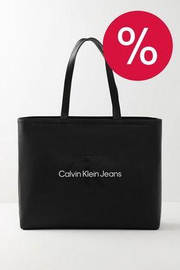 Calvin Klein: Чёрная сумка 