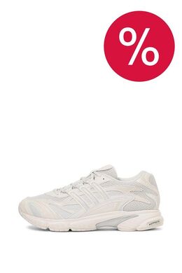 Adidas: Серые кроссовки 