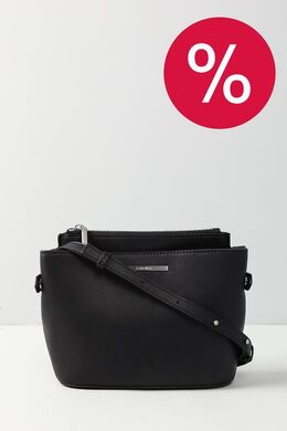 Calvin Klein: Чёрная сумка 