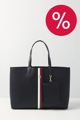 Tommy Hilfiger: Сумка  Iconic с принтом
