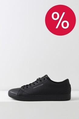 Tommy Hilfiger: Чёрные кеды 