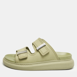 Alexander McQueen: Зелёные сандалии 