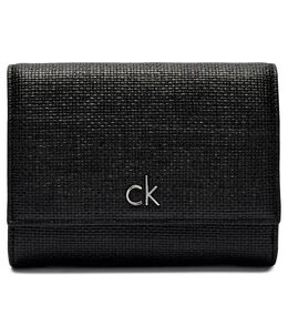 Calvin Klein: Чёрный кошелёк 