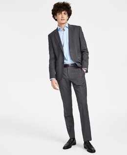 Hugo Boss: Тёмный костюм 