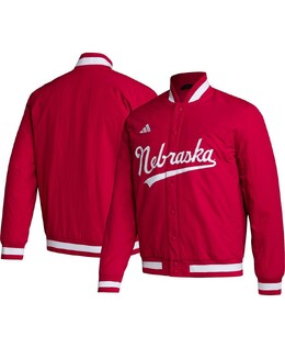Adidas: Красная куртка 