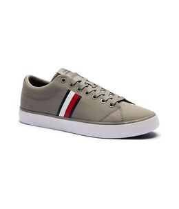 Tommy Hilfiger: Серые кроссовки 