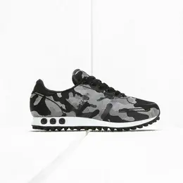 adidas Originals: Чёрные кроссовки 