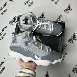 NIKE: Светлые кроссовки  Air Jordan