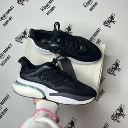 adidas: Чёрные кроссовки 