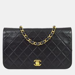 Chanel: Чёрная сумка 
