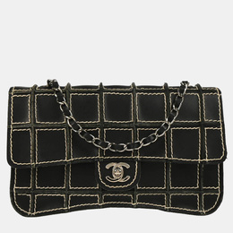 Chanel: Чёрная сумка 