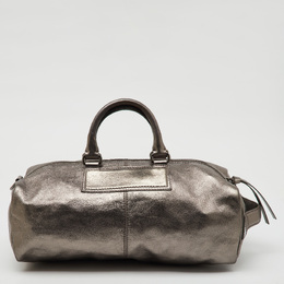 Givenchy: Тёмная сумка 