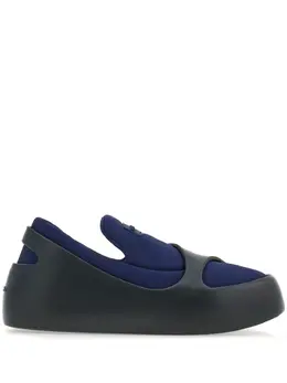 Ferragamo: Голубые кроссовки 