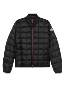 Moncler: Чёрная куртка 