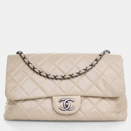 Chanel: Бежевая сумка 