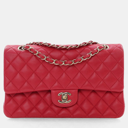 Chanel: Красная сумка 