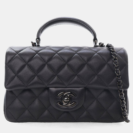 Chanel: Чёрная сумка 