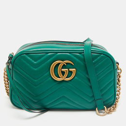 Gucci: Зелёная сумка  GG Marmont
