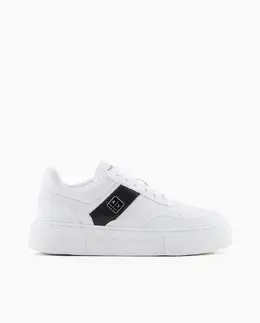 Armani Exchange: Белые кроссовки 