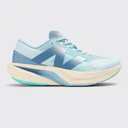 New Balance: Кроссовки  FuelCell
