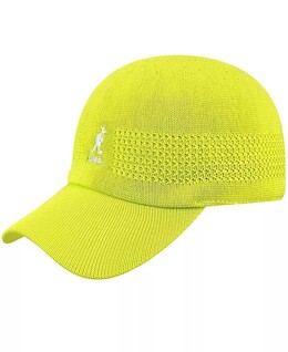 Kangol: Жёлтая кепка 