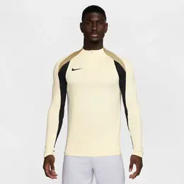 Nike: Летняя футболка 