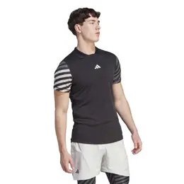 Adidas: Чёрная футболка 