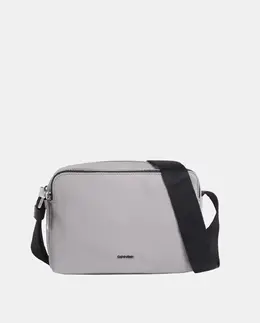 Calvin Klein: Серая сумка 
