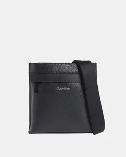 Calvin Klein: Чёрная сумка 