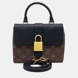 Louis Vuitton: Чёрная сумка 