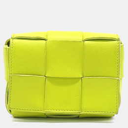 Bottega Veneta: Зелёная сумка  Candy Cassette
