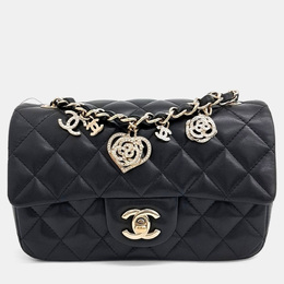 Chanel: Чёрная сумка 