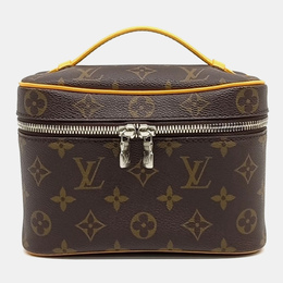 Louis Vuitton: Коричневая сумка 