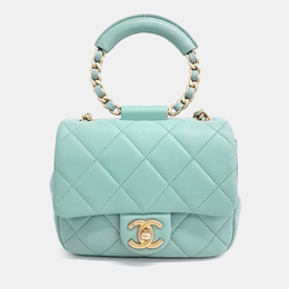Chanel: Голубая сумка 