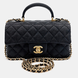 Chanel: Чёрная сумка через плечо 