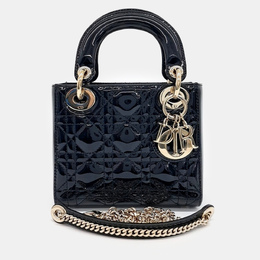Dior: Чёрная сумка 