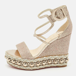 Christian Louboutin: Красные сандалии 