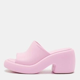 Salvatore Ferragamo: Фиолетовые сандалии 