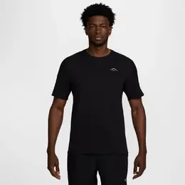 Nike: Чёрная футболка 