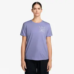 Nike: Классическая футболка  Sportswear Club