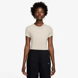 Nike: Трикотажная футболка  Sportswear