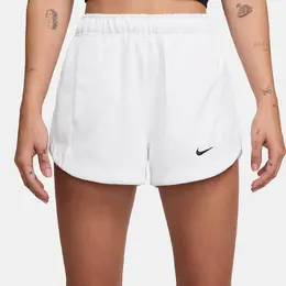 Nike: Белые шорты  Sportswear