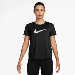 Nike: Чёрная футболка  Swoosh