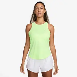 Nike: Жёлтая футболка 