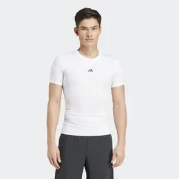 Adidas: Белая футболка  Training