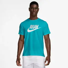 Nike: Зелёная футболка 